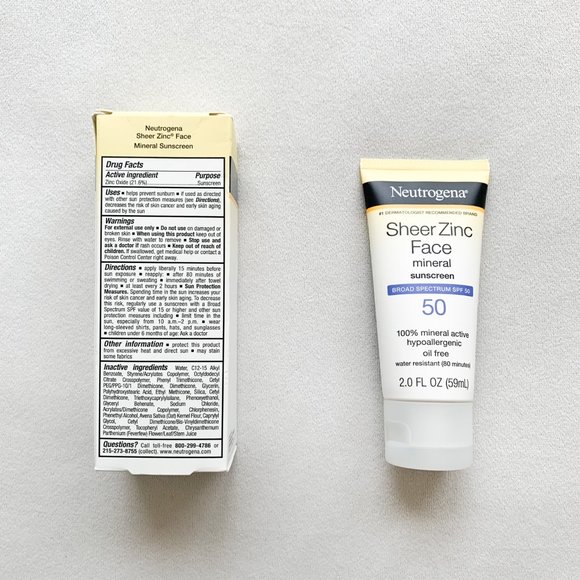 Neutrogena Sheer Mineral Sunscreen - Picture 2 of 3